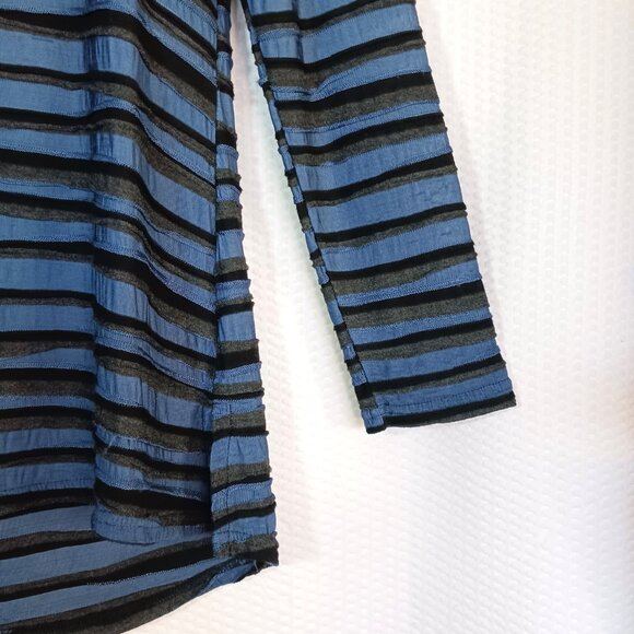 Cut Loose Blue Black Textured Stripe Tunic Top Rayon Blend Long Sleeves Size S - Picture 3 of 7